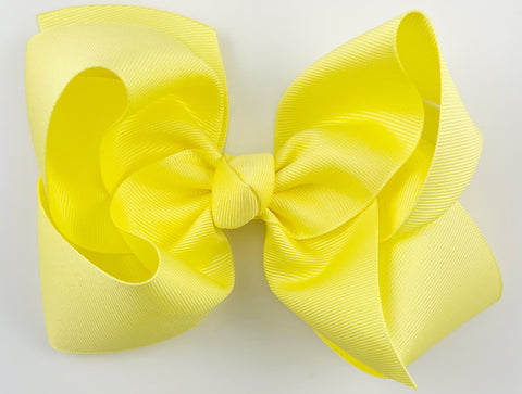 light yellow hair bow